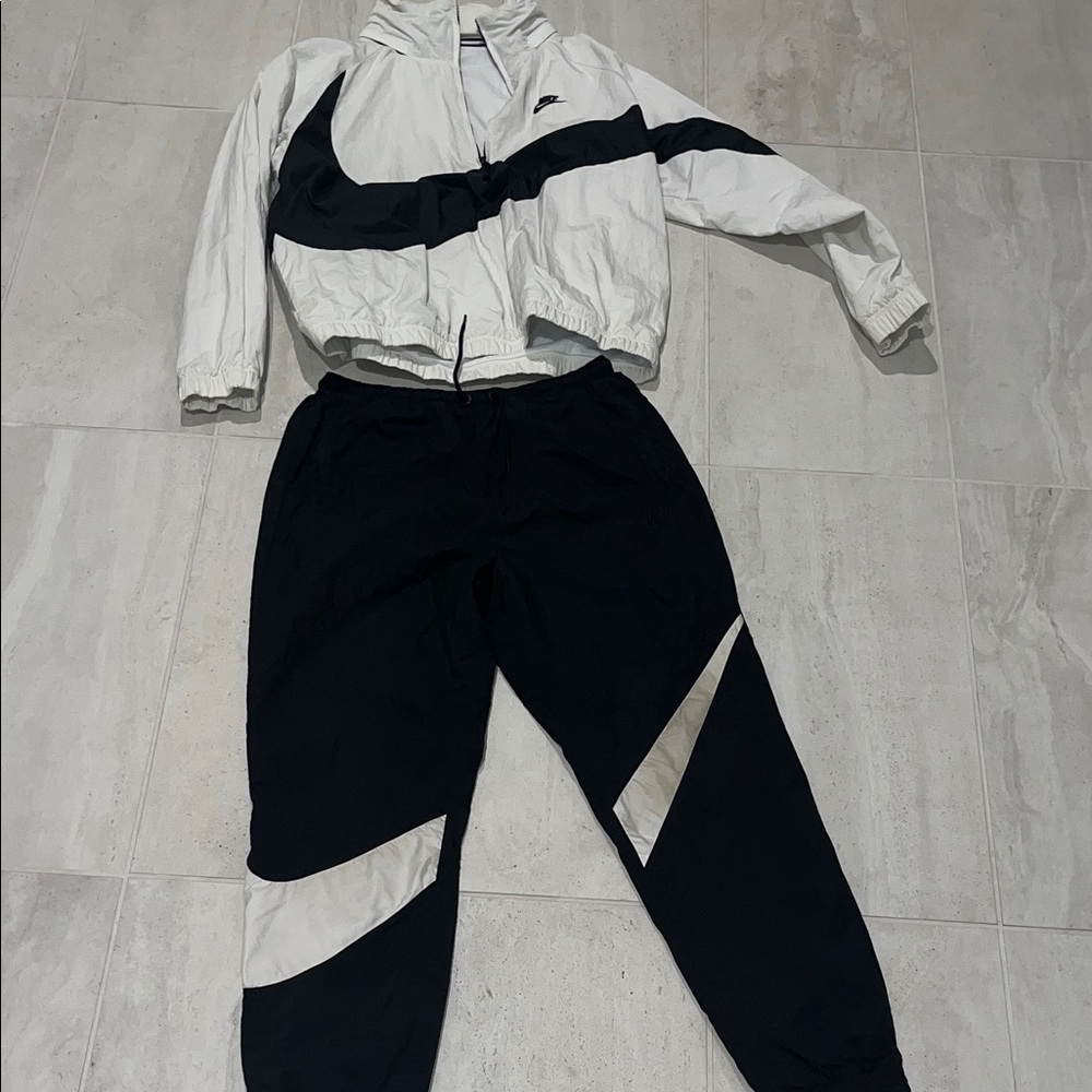 Men's Black and White Tracksuit